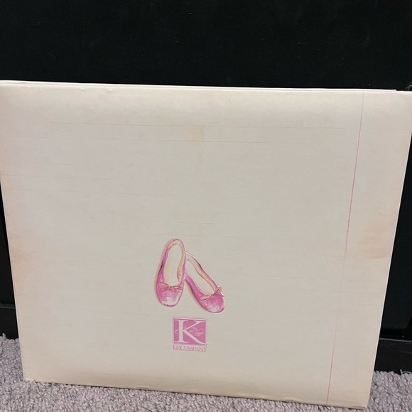 K & Company 8x8 Ballet Themed Album - Picture 2 of 5